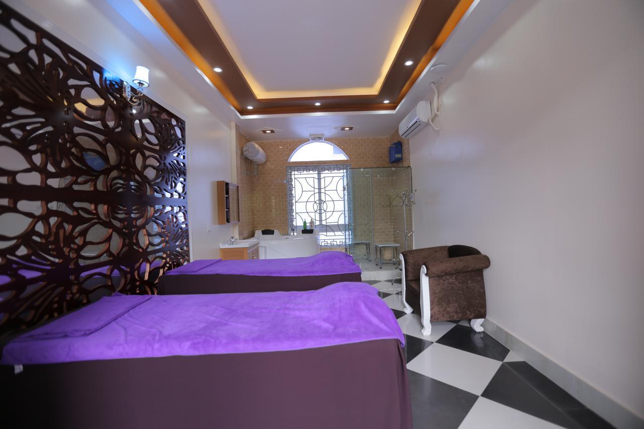 Lao Cai Royal Hotel Luaran gambar